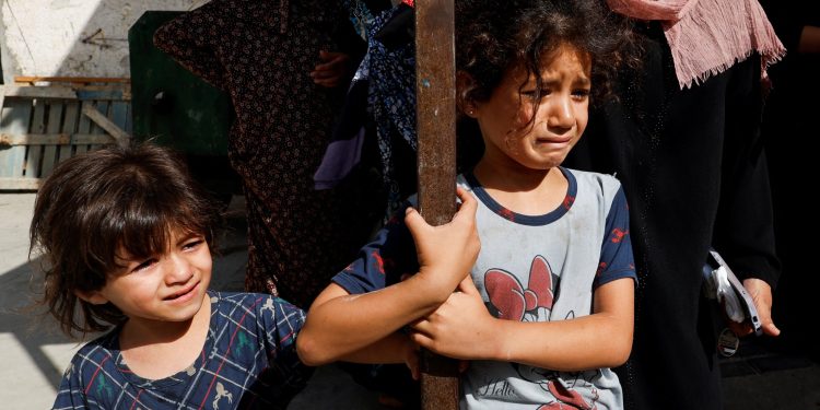 Tidak Cukup dengan Blokade 17 Tahun, Israel Tolak Akses Anak-Anak Gaza untuk Berobat