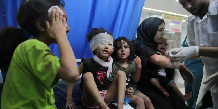 Agresi Gaza: 'Suara bom yang mengerikan membuat anak-anak menjerit ketakutan