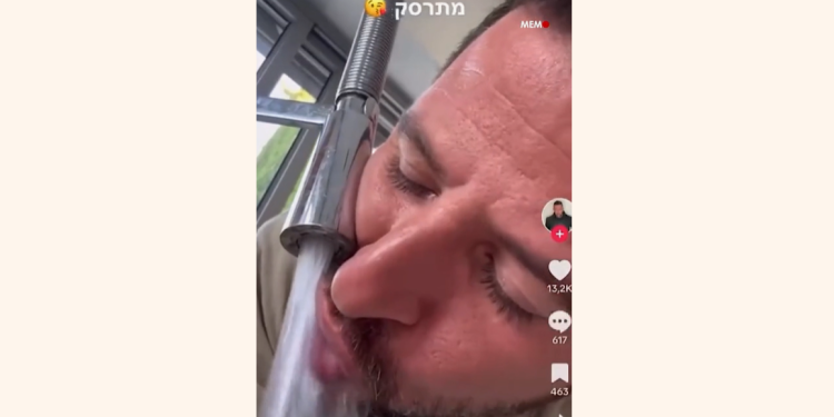 Biadab, Pria Israel Mengejek Warga Gaza yang Tidak Memiliki Air dan Listrik