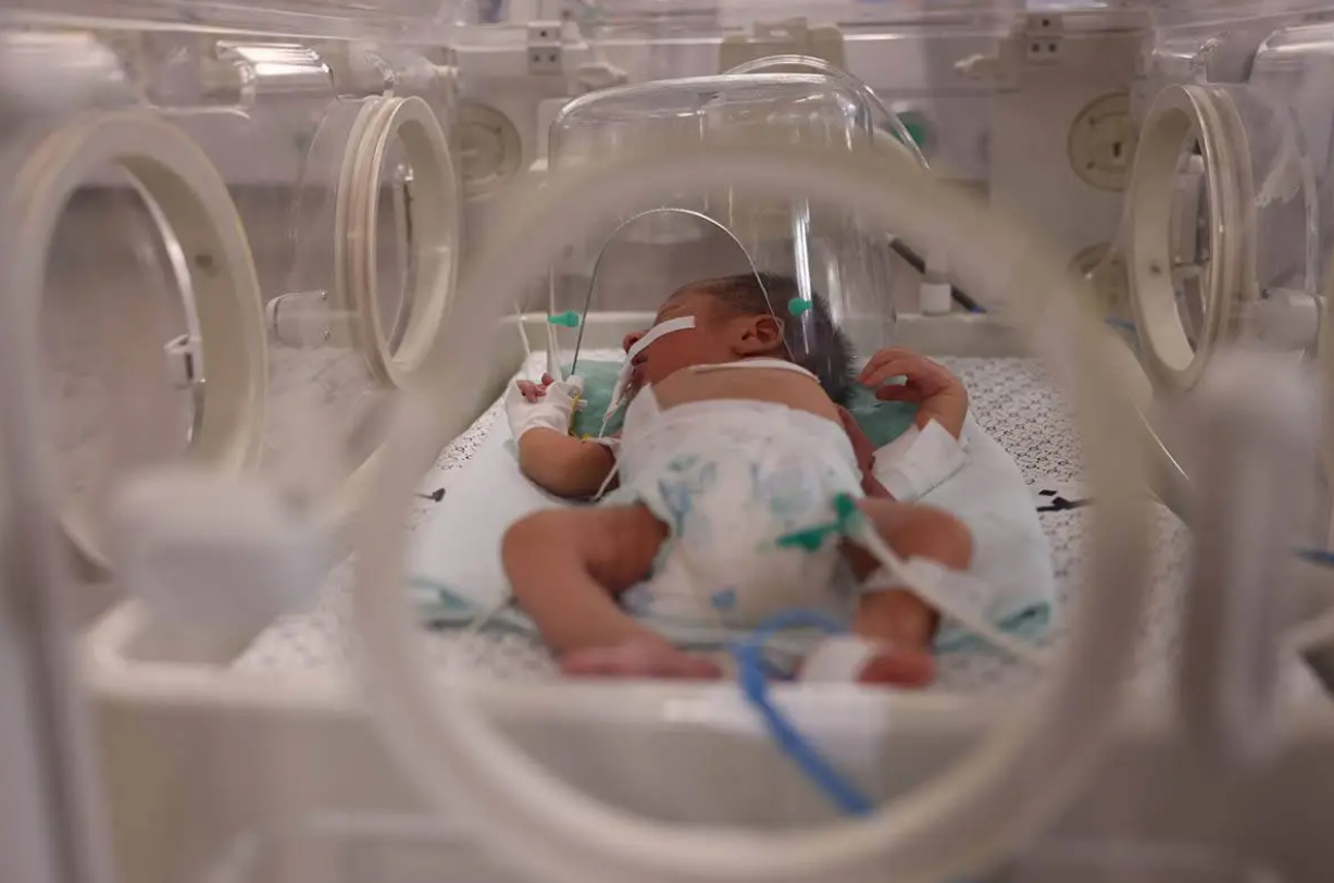 Keajaiban di Tengah Pengeboman, Dokter Palestina Berhasil Selamatkan Janin yang Ibunya Telah Meninggal