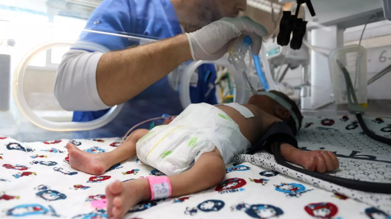 Ketulusan Hati Dokter di Gaza, Tetap Teguh Meski Layanan di Rumah Sakit Nyaris Runtuh