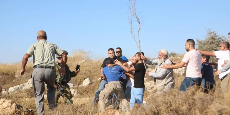 Tidak Berperikemanusiaan, Organisasi Israel Menyelewengkan Dana Amal dari Sejumlah Negara untuk Membiayai Perampasan Tanah Palestina