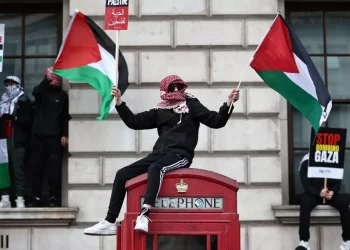 Agresi Semakin Memanas, Anak-Anak Sekolah di Inggris Diancam untuk Tidak Membela Palestina