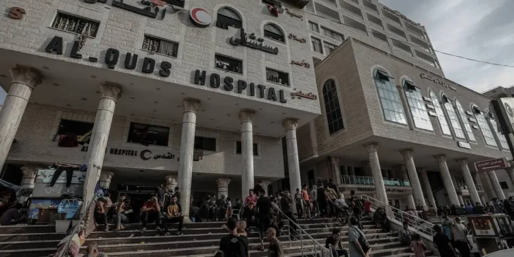 Bulan Sabit Merah Palestina: Tank Israel Berjarak 20 meter dari Rumah Sakit Al-Quds di Gaza