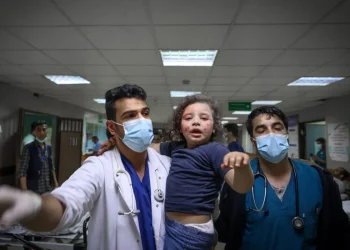 Direktur Rumah Sakit Gaza: "tidak ada satu peluru pun yang ditembakkan ke arah pasukan Israel dari Al-Shifa"