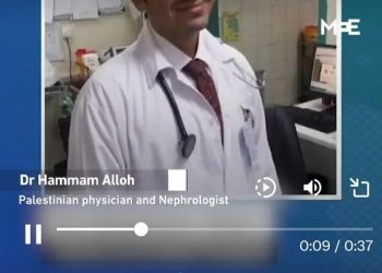 Dokter Gaza: "Jika Saya Pergi, Siapa yang Merawat Pasien Saya?"