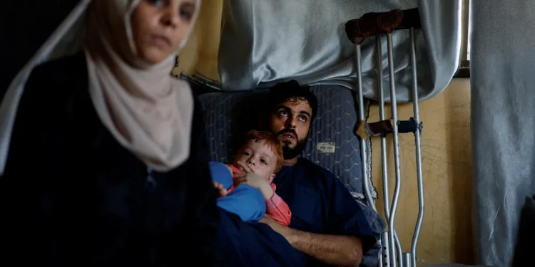 Kisah di dalam Gambar: Duka di Gaza dan Pedihnya Kepergian Buah Hati