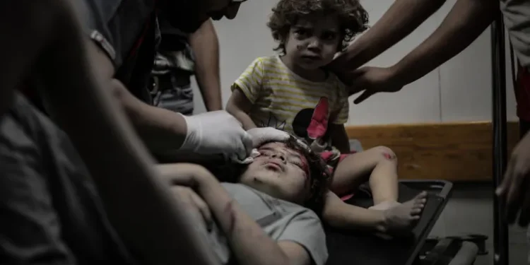 Serangan Terus Meningkat, Penderitaan Anak-Anak Gaza Tak Kunjung Berakhir 