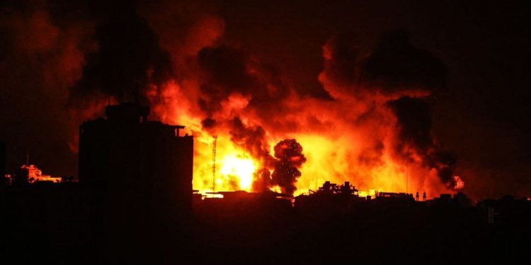 Drone Israel Mengebom Pintu Masuk Rumah Sakit Kamal Adwan di Gaza, Menyebabkan Korban Syahid dan Terluka