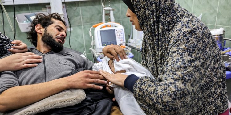 Israel Bom Pemukiman Sipil di Gaza, 50 Orang Terbunuh