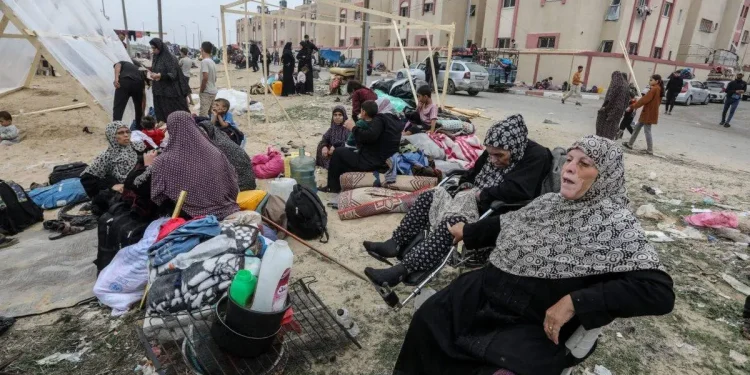 Pengungsi Gaza Semakin Padati Perbatasan Rafah 