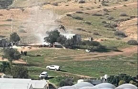 Perusakan Rumah di Desa Tepi Barat, 70 Orang Palestina Mengungsi