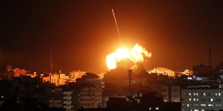 Pesawat Tempur Israel Bombardir Kamp Pengungsi Nusseirat, Gaza