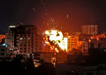 Puluhan Warga Sipil Palestina Jadi Sasaran Utama Serangan Udara Israel di Gaza