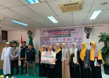Adara Bersama PB Wanita Al Irsyad Salurkan Donasi Untuk Palestina