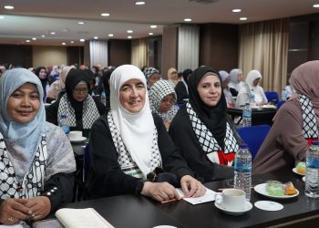 Tok! Eva Muzlifah menjadi Ketua Pertama Koalisi Da’iyah Indonesia