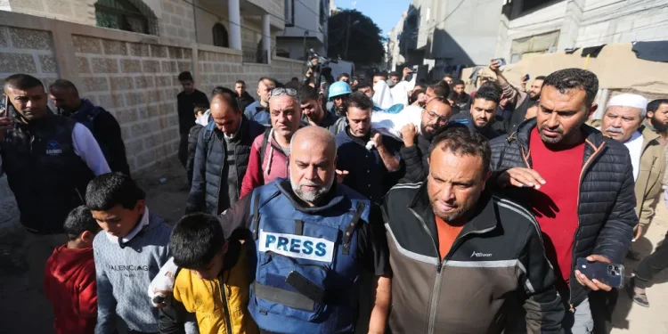 Dua Jurnalis Palestina Syahid oleh Roket Israel 