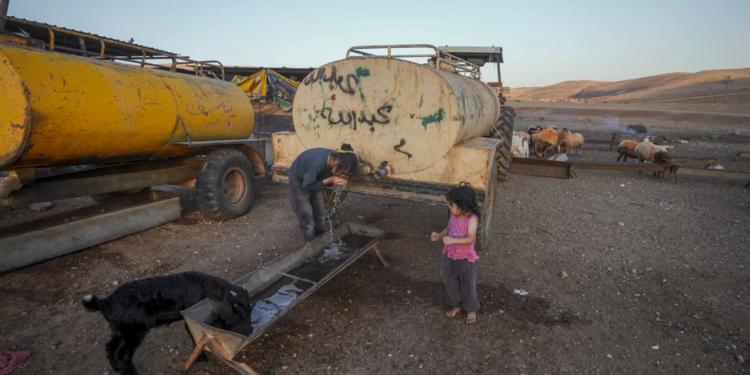 Memperingati Hari Air Sedunia: Bukan Cuaca Ekstrem, melainkan Penjajah yang Mencuri dan Mengeringkan Sumber Daya Air di Palestina