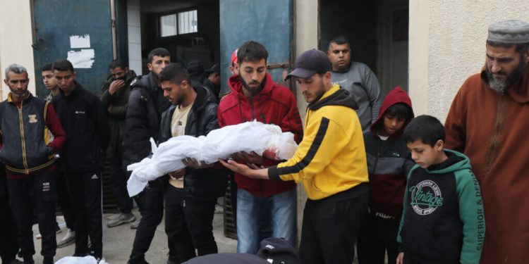 Pasukan Israel Membunuh Warga Palestina di Hebron; AS Memberikan Sanksi kepada Pemukim Kolonial di Tepi Barat