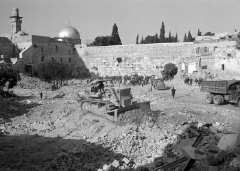 Pelanggaran Israel terhadap Al-Aqsa dari Masa ke Masa (Bagian I): Kehancuran Harat al-Maghariba dan Terbukanya Gerbang Yahudisasi Al-Aqsa