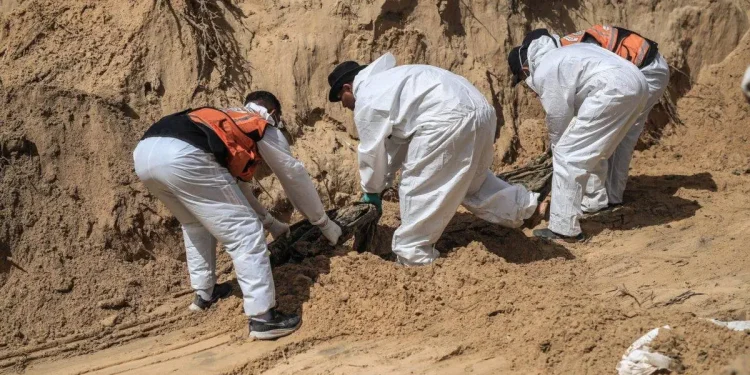 190 Mayat Ditemukan di Kuburan Massal di Rumah Sakit di Khan Yunis, Gaza
