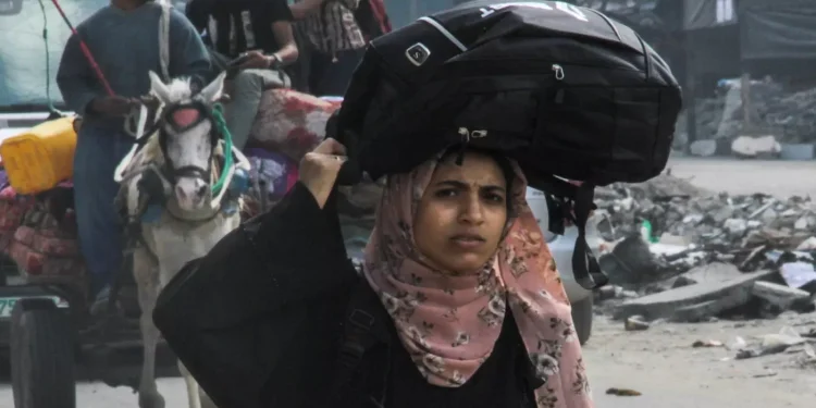 Upaya Penyelamatan Gaza Terhenti karena Kekurangan Bahan Bakar