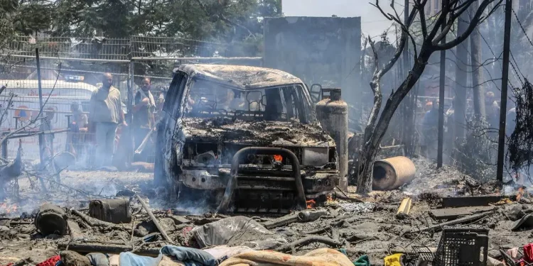 Setidaknya 8 Orang Terbunuh dalam Serangan Israel di 'Zona Kemanusiaan' di Gaza Selatan
