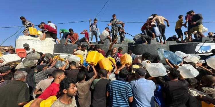 Sumur Deir Al-Balah Berhenti Beroperasi karena Kekurangan Bahan Bakar untuk Pompa