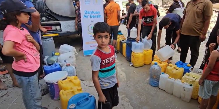 Wabah Hepatitis Merebak di Gaza, Adara Kirimkan Bantuan Air Bersih