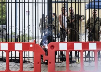 Penyiksaan Tawanan Gaza di Penjara Israel “Setetes Air di Lautan”