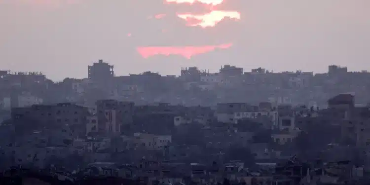 Update Hari ke-325: Israel Membunuh 18 Orang di Gaza