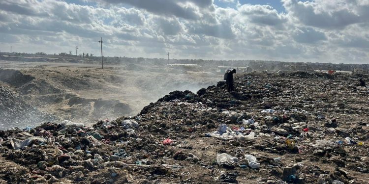 UNRWA: Sampah Ada di Mana-Mana