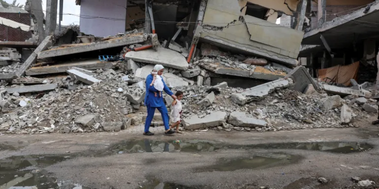 Update Hari ke 340: Serangan di Kamp al-Mawasi Menewaskan Sedikitnya 40 orang