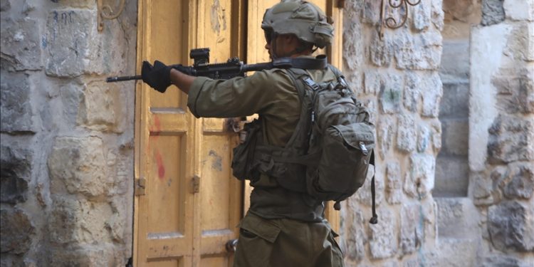 Serangan Israel di Hebron Akibatkan Seorang Perempuan Keguguran