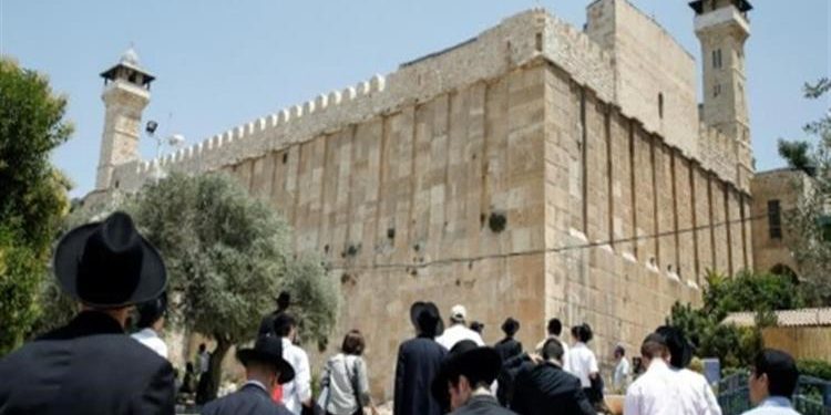 Israel  Melarang Azan Subuh di Masjid Ibrahimi selama 8 Hari Berturut-turut