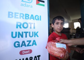 Adara Salurkan Bantuan Roti untuk 500 Keluarga di Wilayah Ash Shabrah dan Zaitun, Gaza Utara