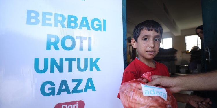Adara Salurkan Bantuan Roti untuk 500 Keluarga di Wilayah Ash Shabrah dan Zaitun, Gaza Utara