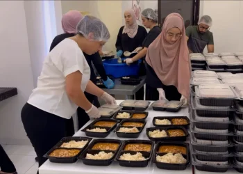 Seorang Dokter Lebanon Ubah Kliniknya Menjadi Dapur untuk Memberi Makan Pengungsi