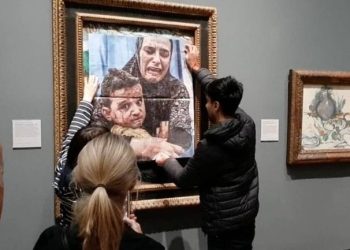 Aktivis London Mengganti Lukisan ‘Motherhood’ karya Picasso dengan ‘Ibu Palestina’