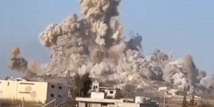 Militer Israel Hancurkan Kawasan Bersejarah di Kota Lebanon Selatan