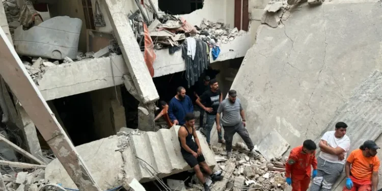 Serangan Israel Menghantam Kamp Pengungsi Palestina Ein el-Hilweh di Lebanon