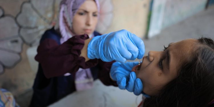 WHO: Dosis Kedua Vaksin Polio harus Diberikan kepada Anak-anak di Gaza