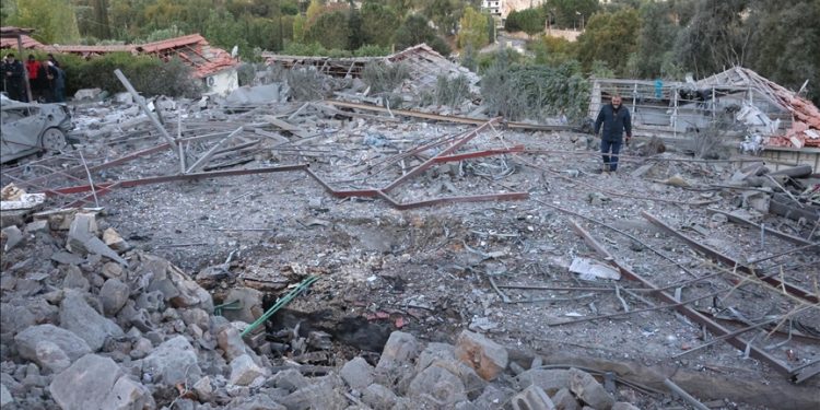 Setidaknya 19 Orang Terbunuh dalam Serangan Udara Israel ke Lebanon Selatan