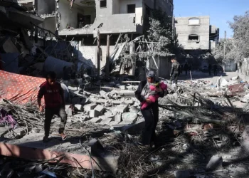 Israel Mengebom Perumahan di Beit Lahiya Gaza Utara yang Membunuh 50 Orang