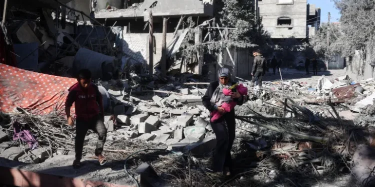 Israel Mengebom Perumahan di Beit Lahiya Gaza Utara yang Membunuh 50 Orang