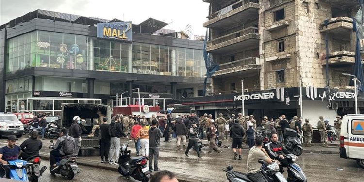 Di Tengah Agresi Israel, Banjir Melanda Beirut