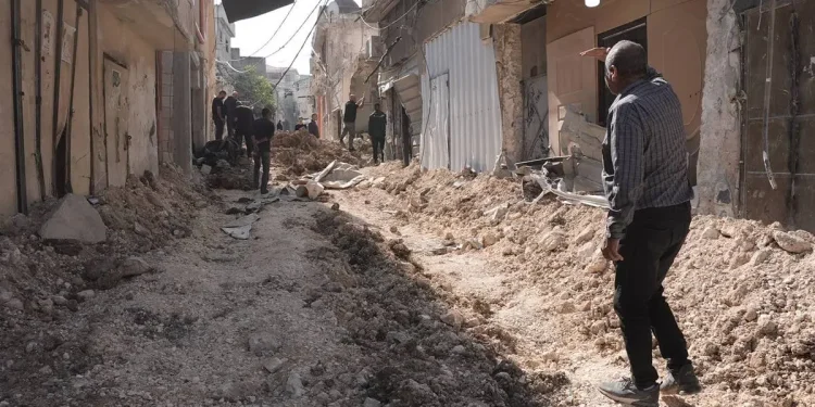 Ibu dan Anak Down Syndrome Terluka Akibat Pecahan Peluru dalam Pengeboman Israel di Kamp Tulkarm