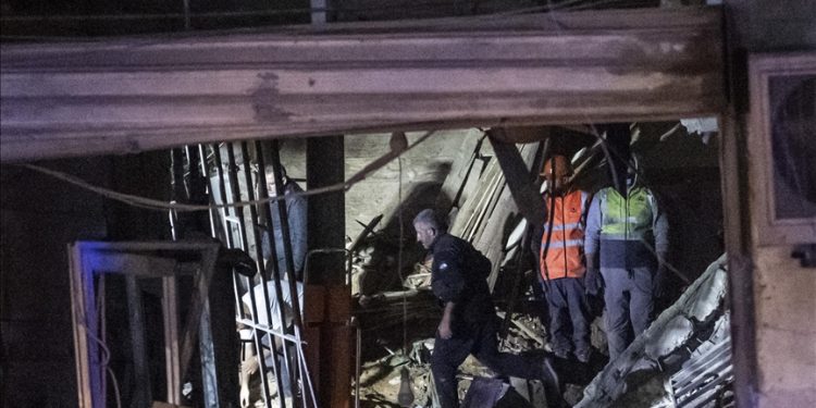 Serangan Udara Terbaru Israel Membunuh 13 Orang dan Melukai 60 Orang di Lebanon Selatan