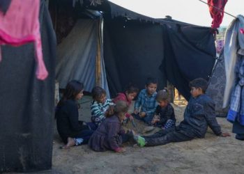 Palestina Berjuang Melawan Dinginnya Musim Dingin di Gaza, 945.000 Pengungsi Membutuhkan Bantuan