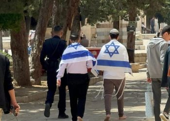 Puluhan Pemukim Yahudi Menodai Masjid Al-Aqsa
